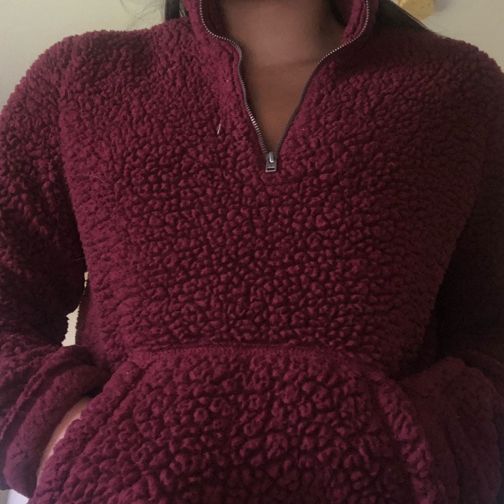 maroon sherpa quarter zip